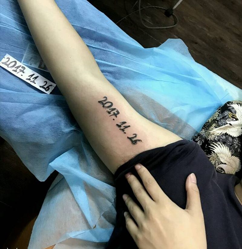 小英文纹身图片_手臂纹身图案