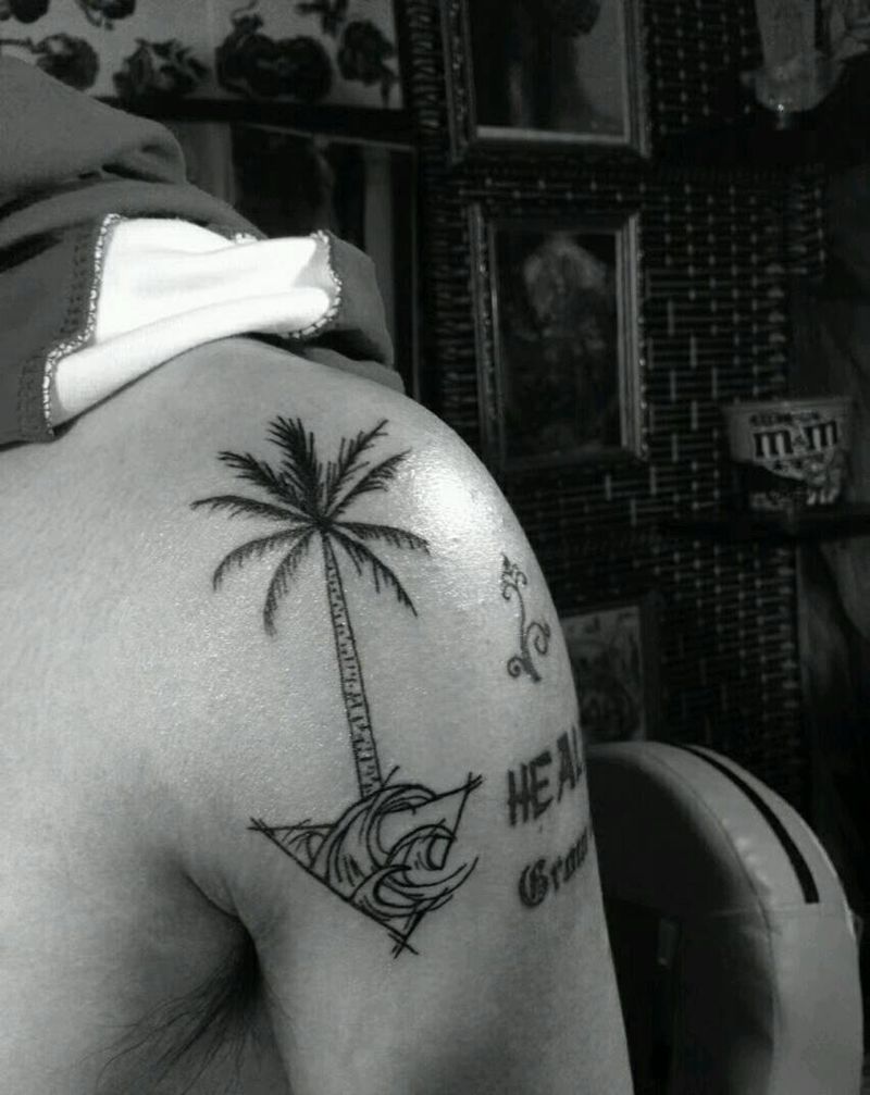 小椰树纹身图片