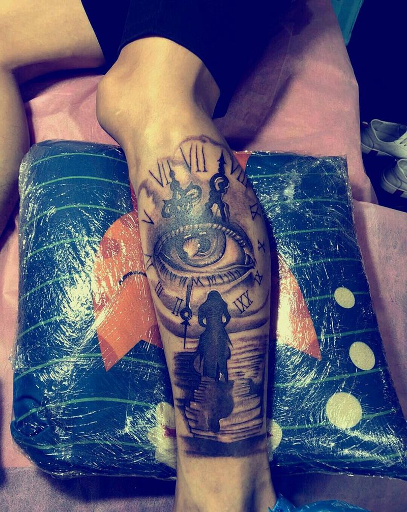 眼睛时钟纹身图片