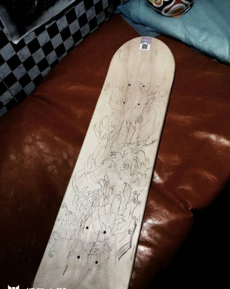 版画未完成纹身图片_手部新传统纹身图案