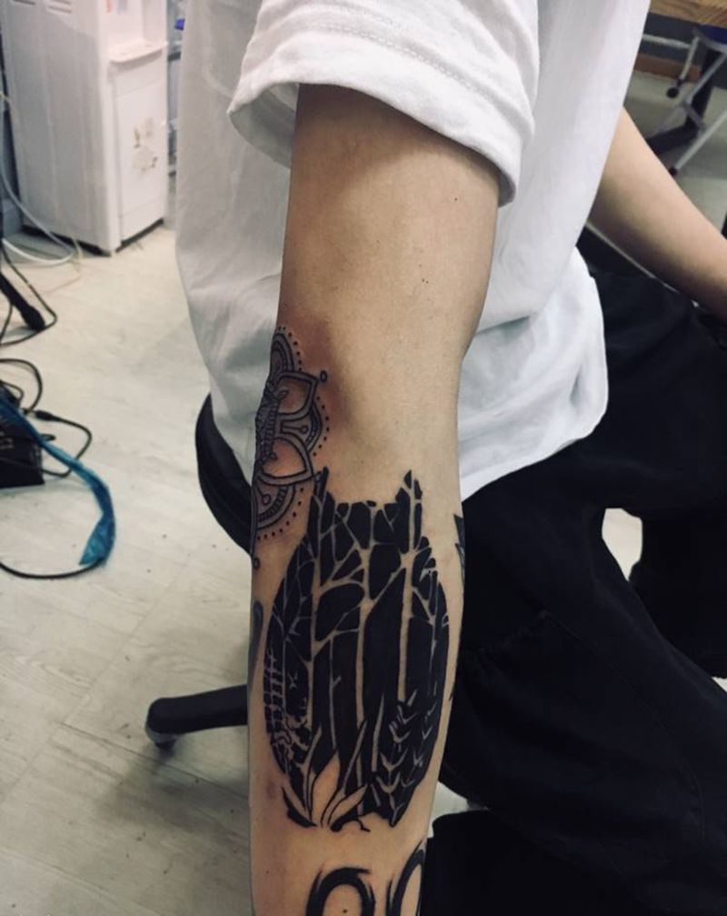 龙猫纹身图片_手部纹身图案