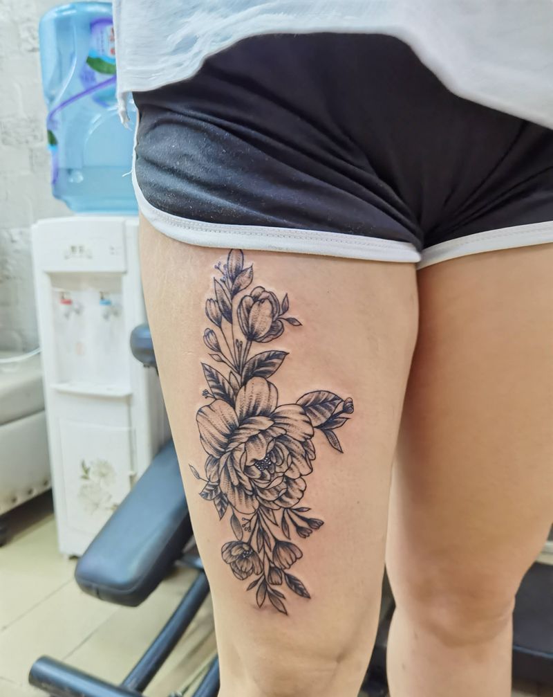 素花纹身图片_腿部点刺纹身图案