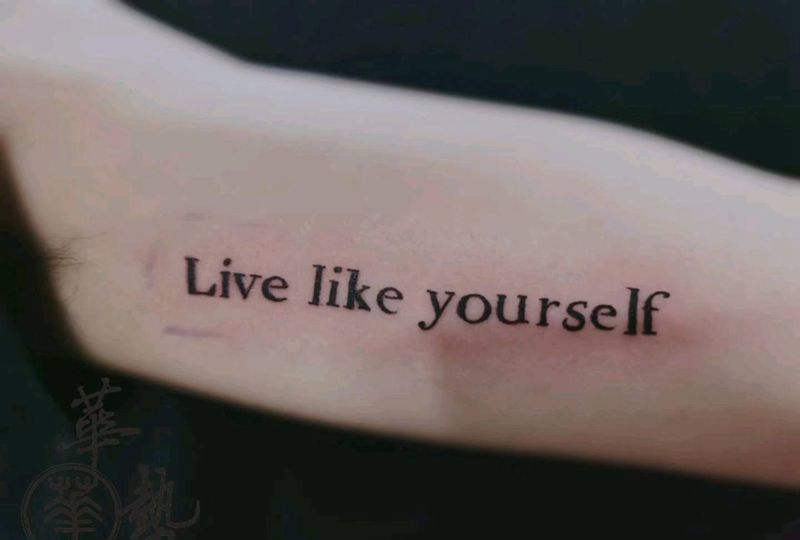 英文小清新纹身图片_手部纹身图案