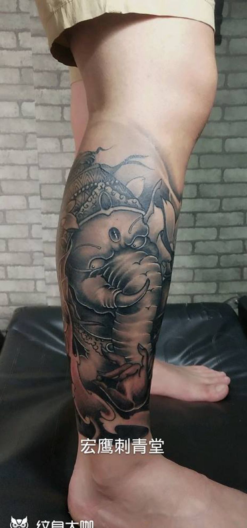 象神纹身图片_腿部脚部新传统纹身图案