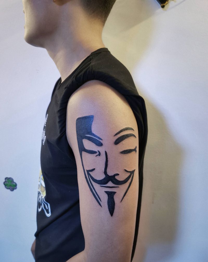 v字纹身图片_手臂手部图腾纹身图案