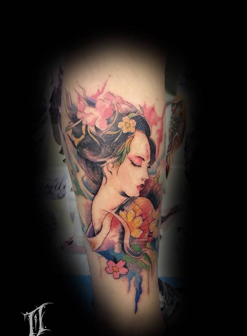 泼墨艺妓纹身图片_脚部水彩纹身图案