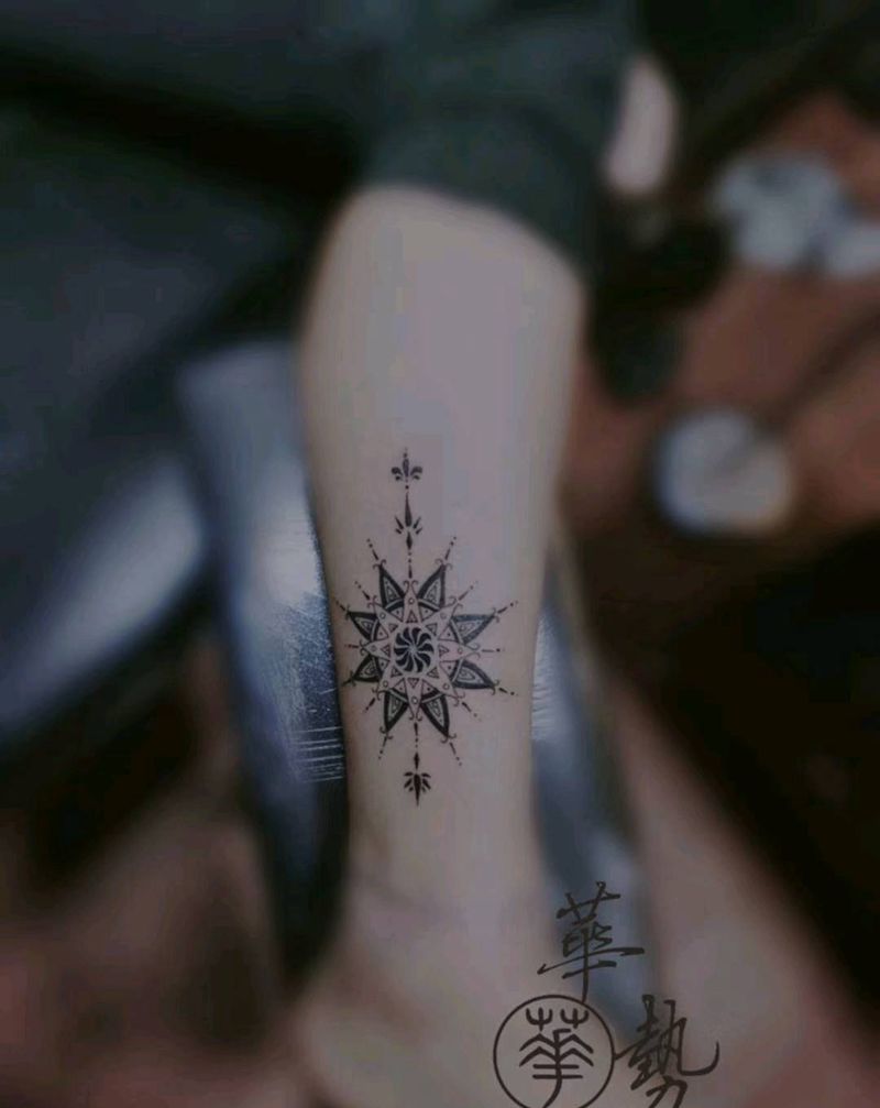 小图腾纹身图片_腿部图腾纹身图案