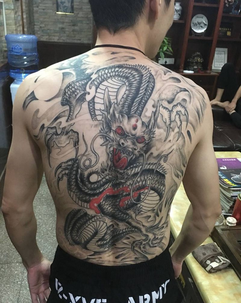 龙纹身图片