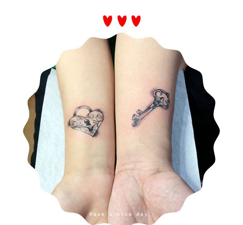 情侣纹身纹身图片_手部纹身图案