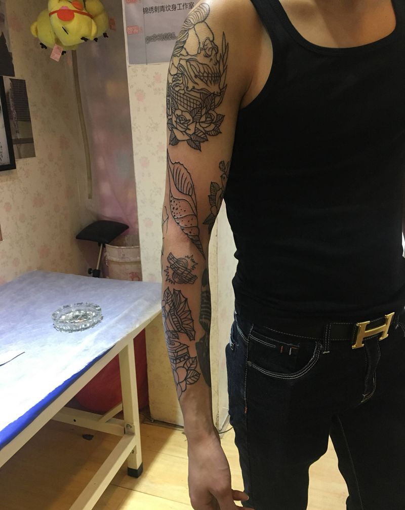 oldschool（原相机拍摄纹身图片_手臂纹身图案