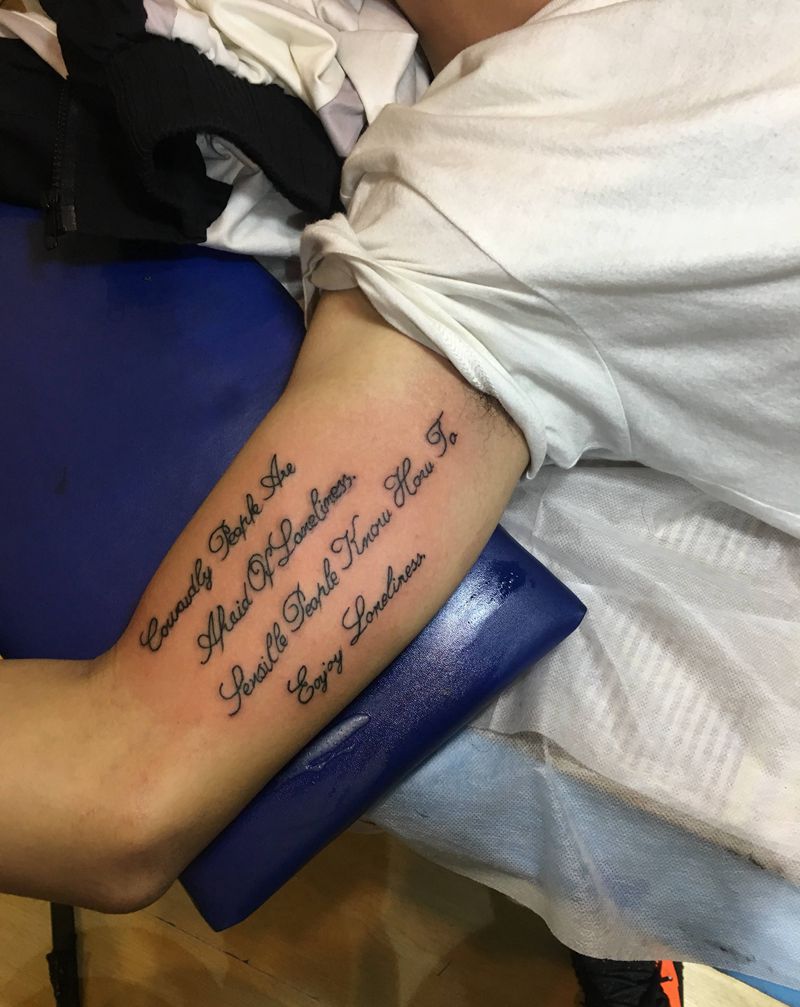 英文（原相机，无美颜）纹身图片_手臂纹身图案