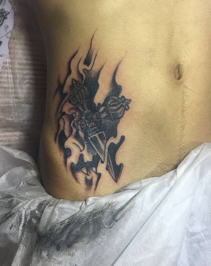 盖疤（原相机，无美颜）纹身图片_腰部纹身图案