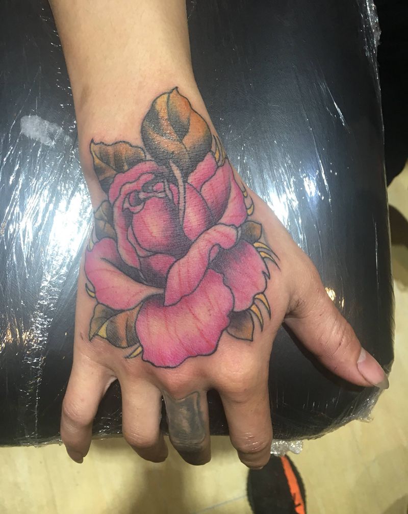 花（原相机，无美颜）纹身图片_手部纹身图案