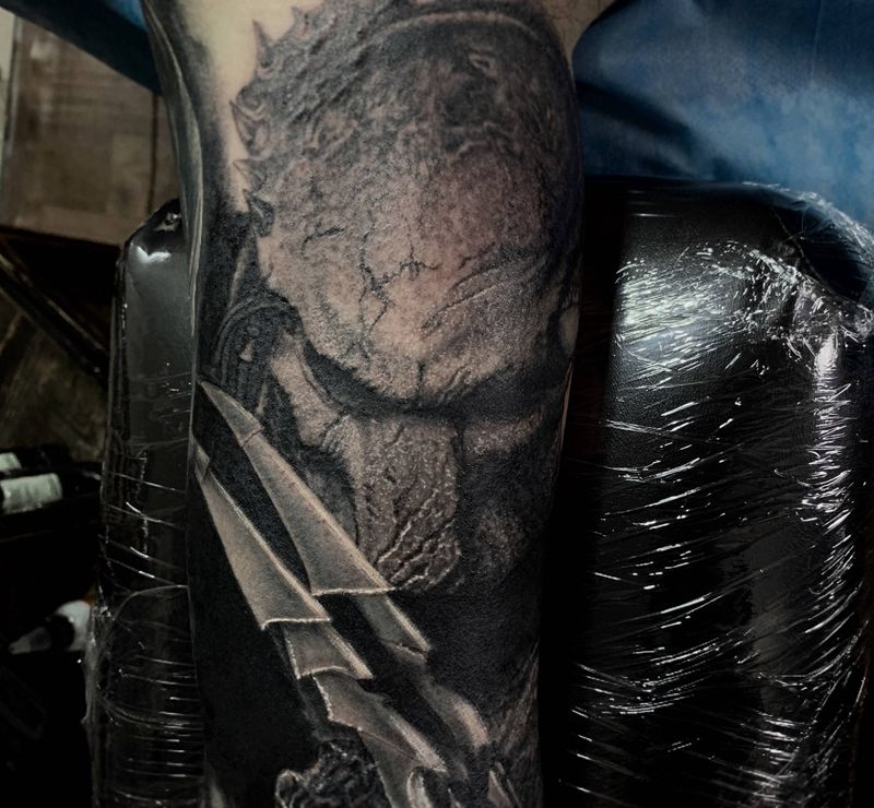 海报写实·铁血战士纹身图片_手臂手部欧美写实铁血战士纹身图案