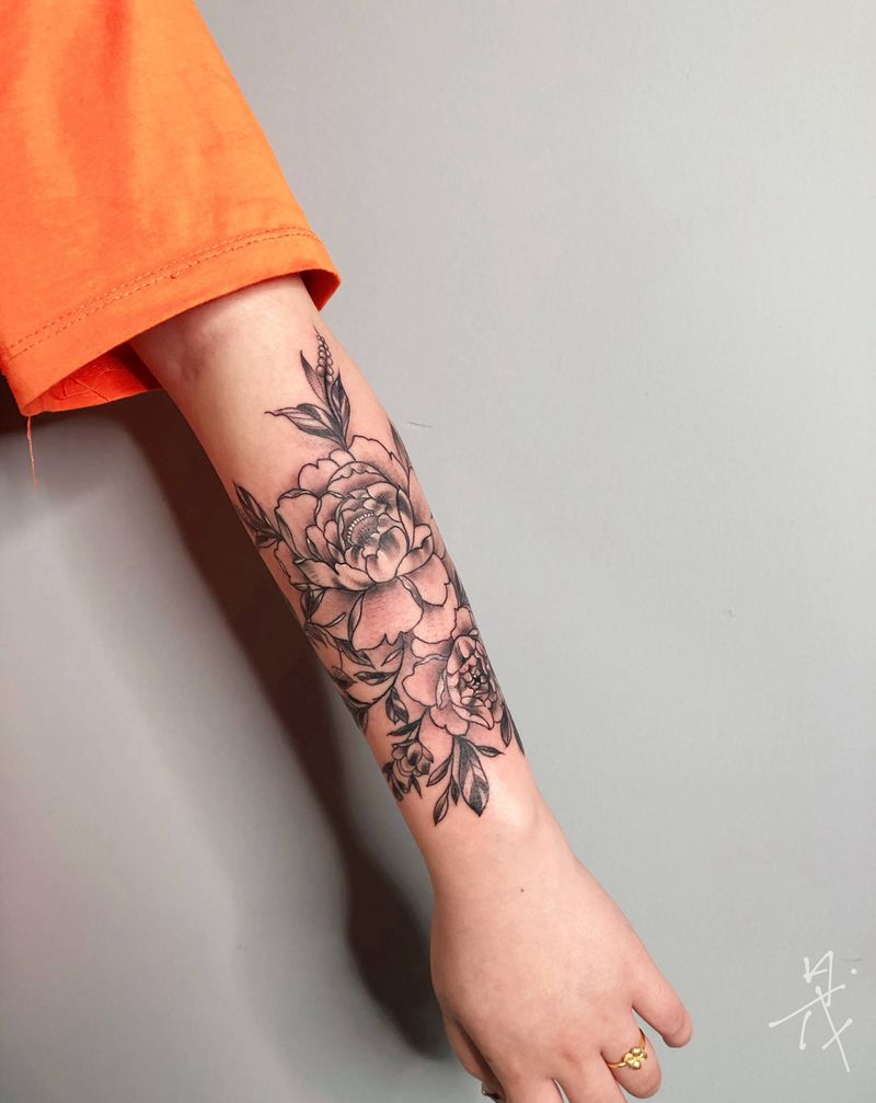 素花纹身图片_手臂手部新传统纹身图案