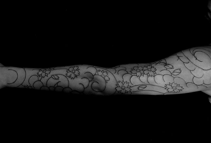 樱花纹身图片_手臂老传统纹身图案