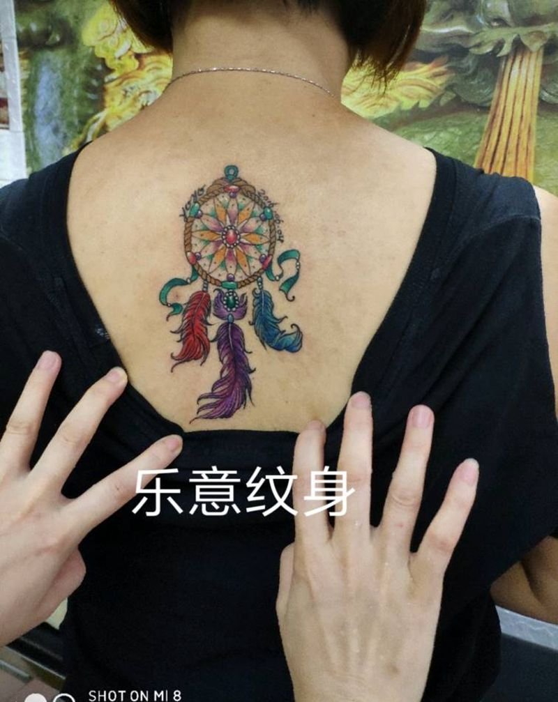 捕梦网纹身图片_背部肩部水彩几何纹身图案