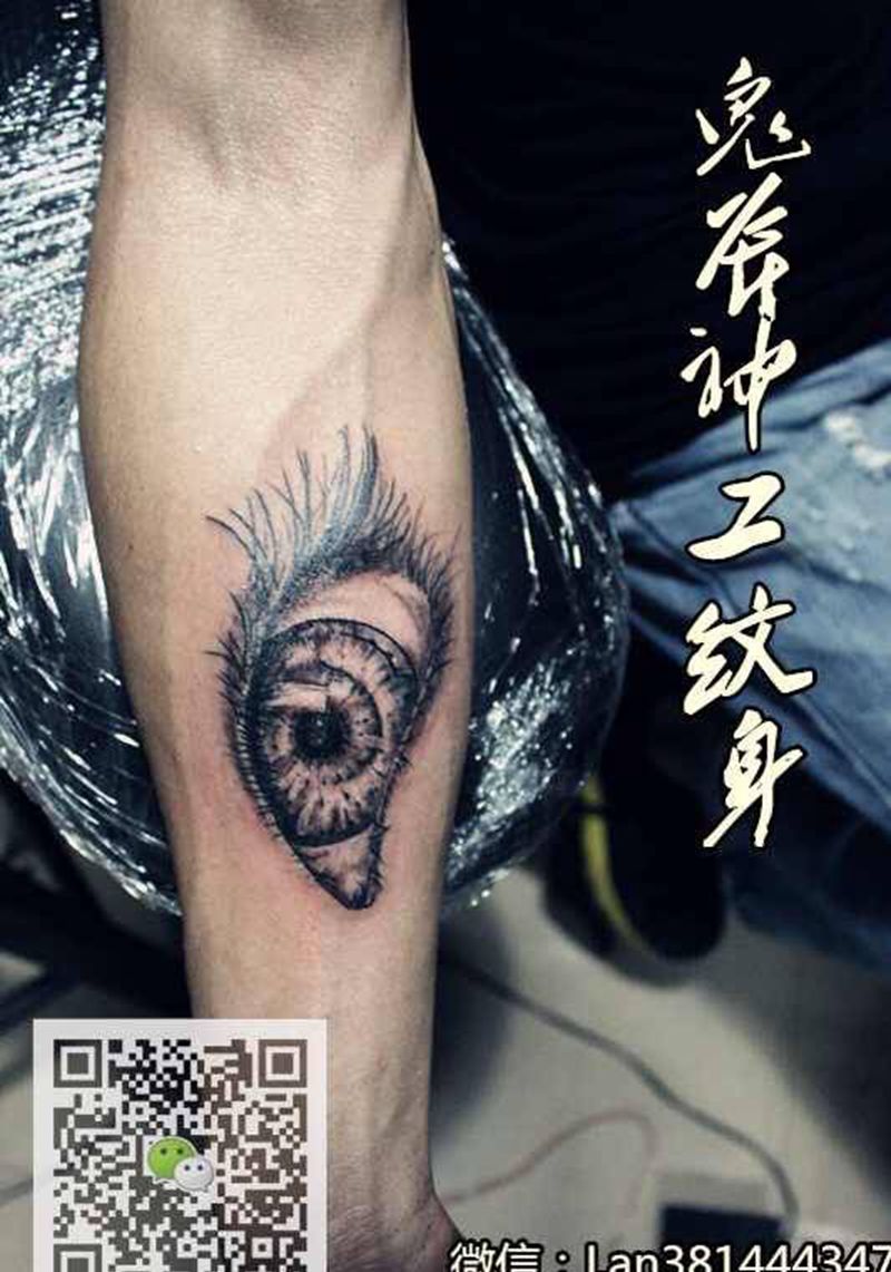 眼睛纹身图片