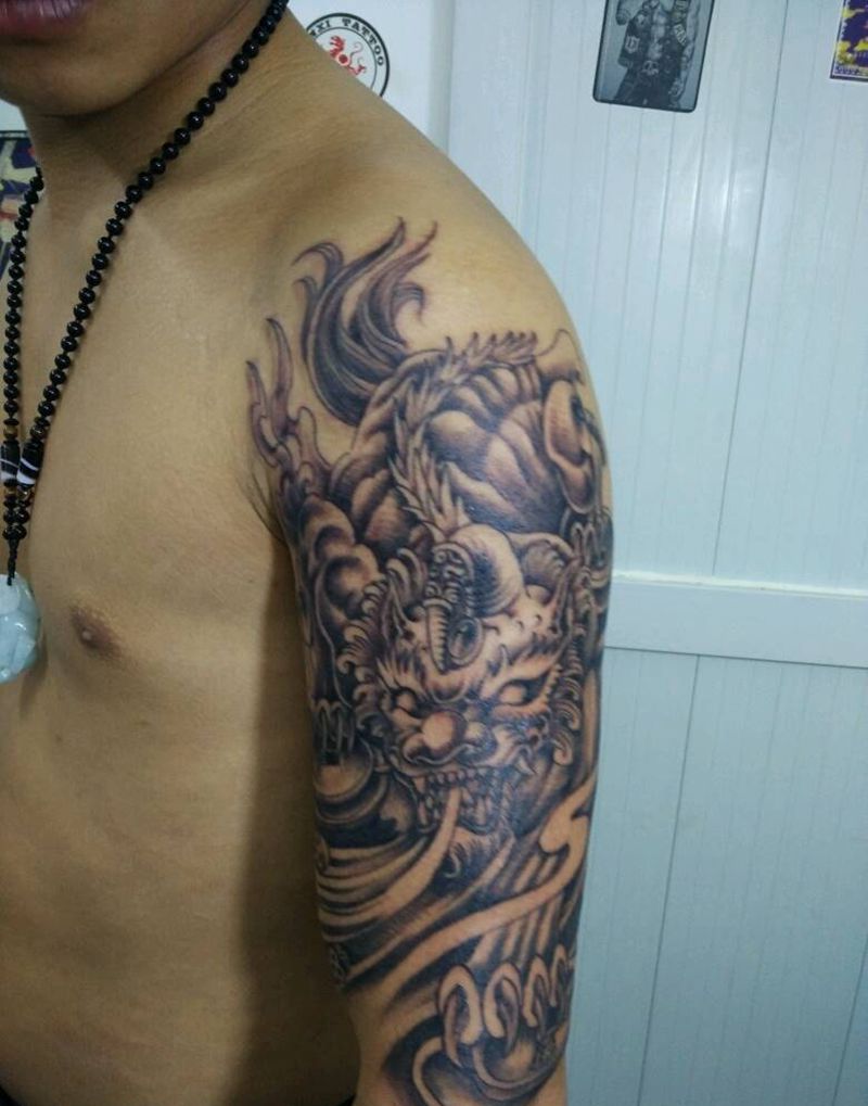 招财避邪貔貅纹身图片_手臂手部传统宗教神兽纹身图案