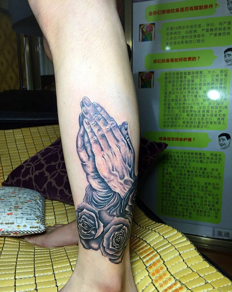 祈祷手纹身图片