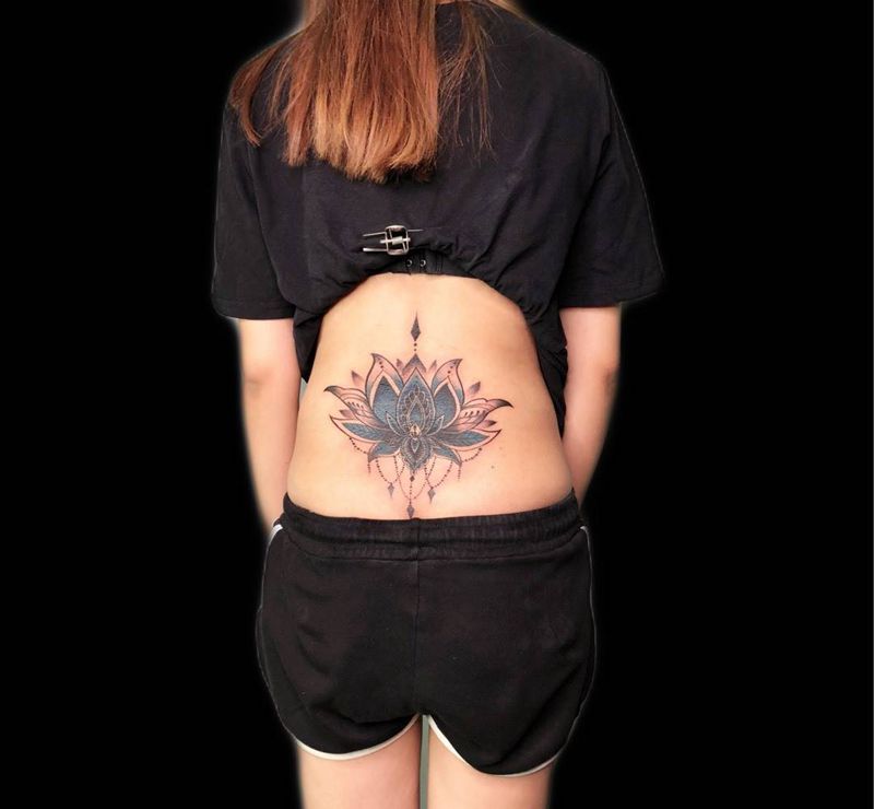 旧纹身覆盖纹身图片