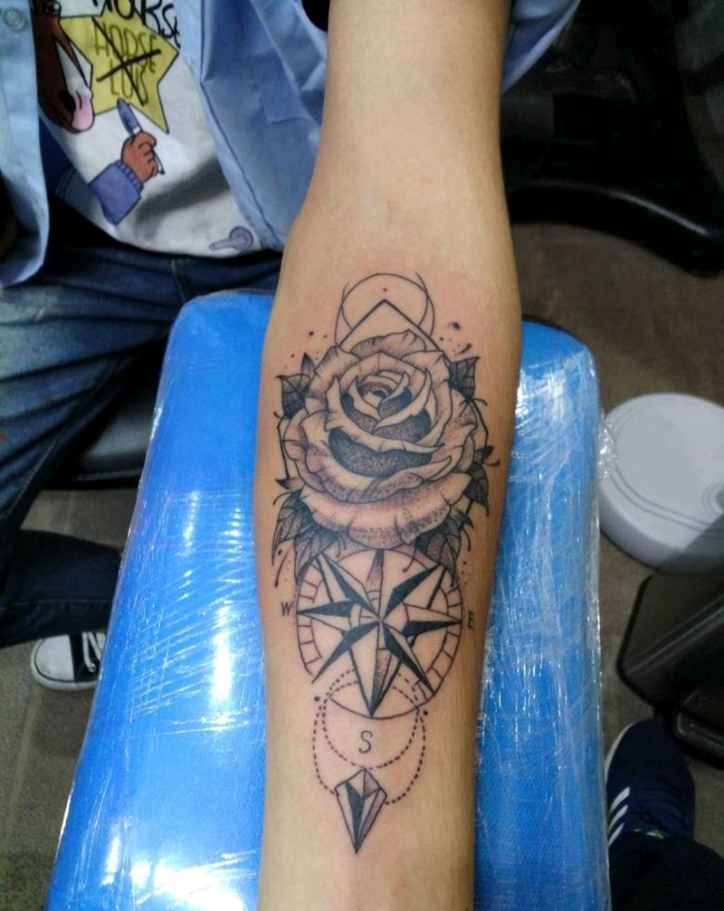 几何纹身图片_手臂手部点刺几何纹身图案