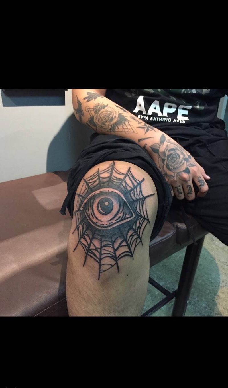 眼睛纹身图片