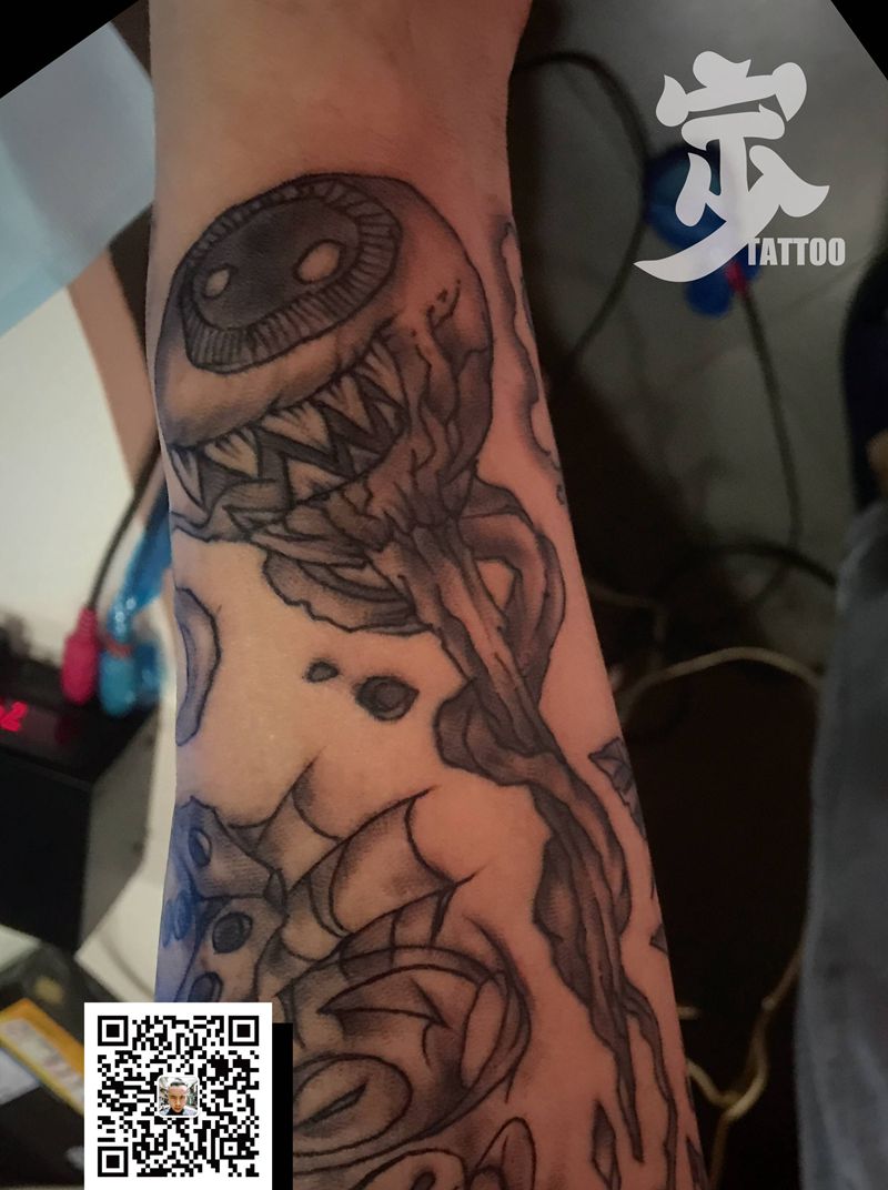 怪物+波棒糖纹身图片_手臂New School纹身图案