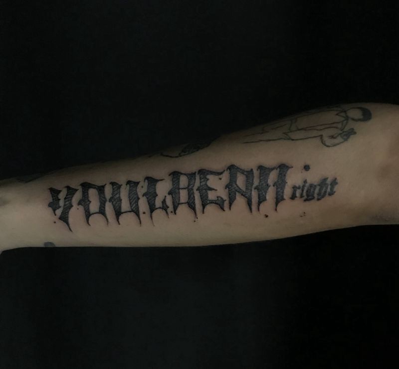 写字纹身图片_手臂纹身图案