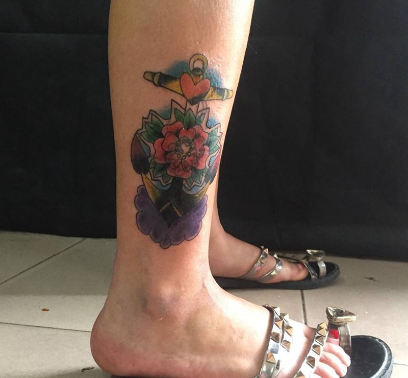 old school盖图纹身图片_成品腿部欧美纹身图案