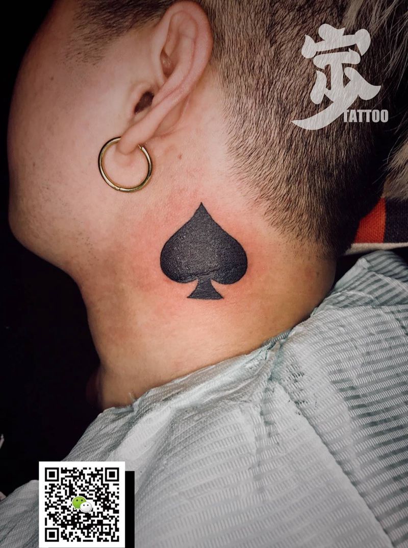 黑桃♠纹身图片_成品颈部清新欧美图腾宁少Tattoo纹身图案
