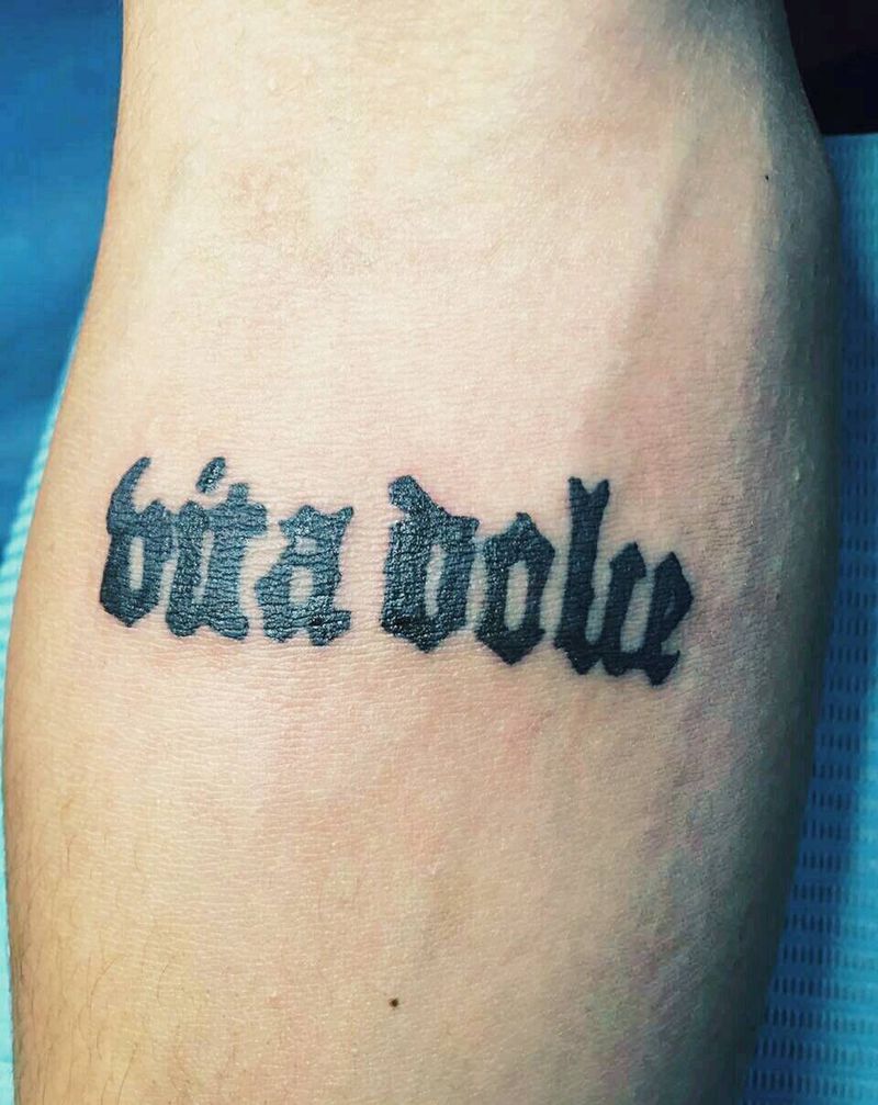 文字纹身图片_手臂字符成品纹身图案