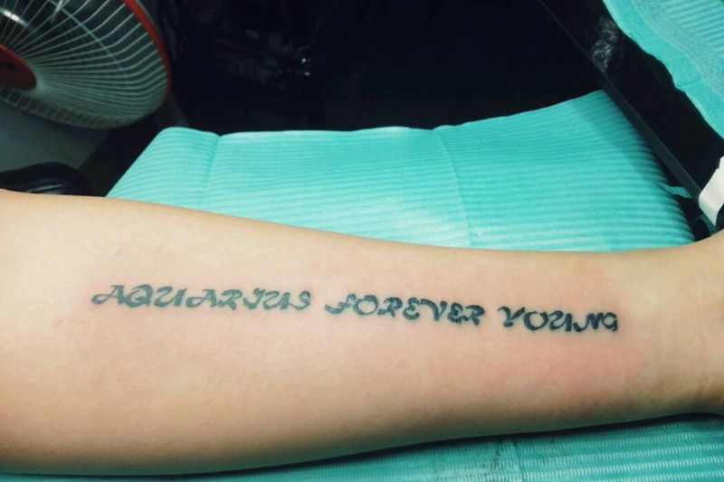 英文字纹身图片_手臂清新字符纹身图案