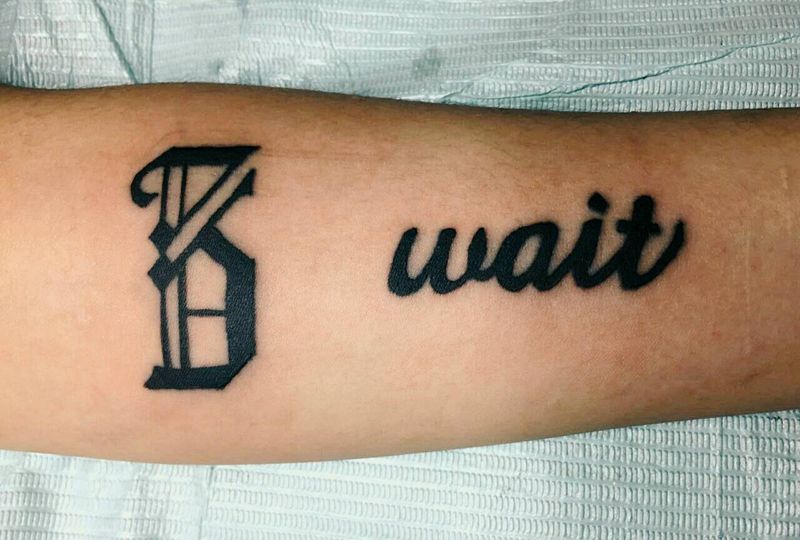 文字纹身图片_手臂清新字符成品纹身图案