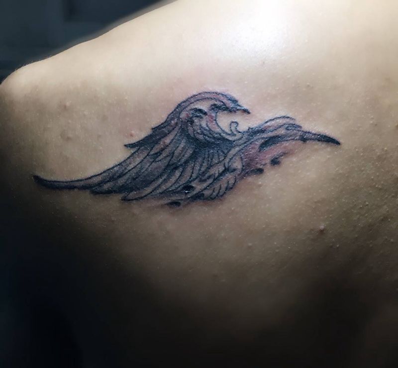 羽纹身图片_成品背部清新动物纹身图案