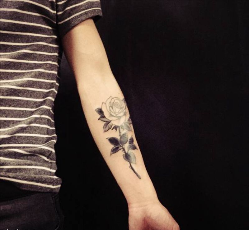 fiafia纹身图片_成品手臂清新植物静物纹身图案