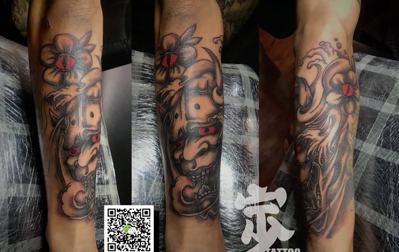 红了眼的班若纹身图片_成品手臂传统鬼神纹身图案