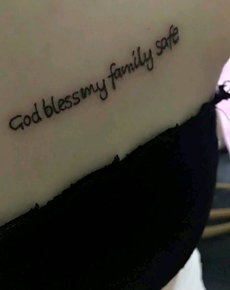 座右铭纹身图片_胸部清新字符成品纹身图案