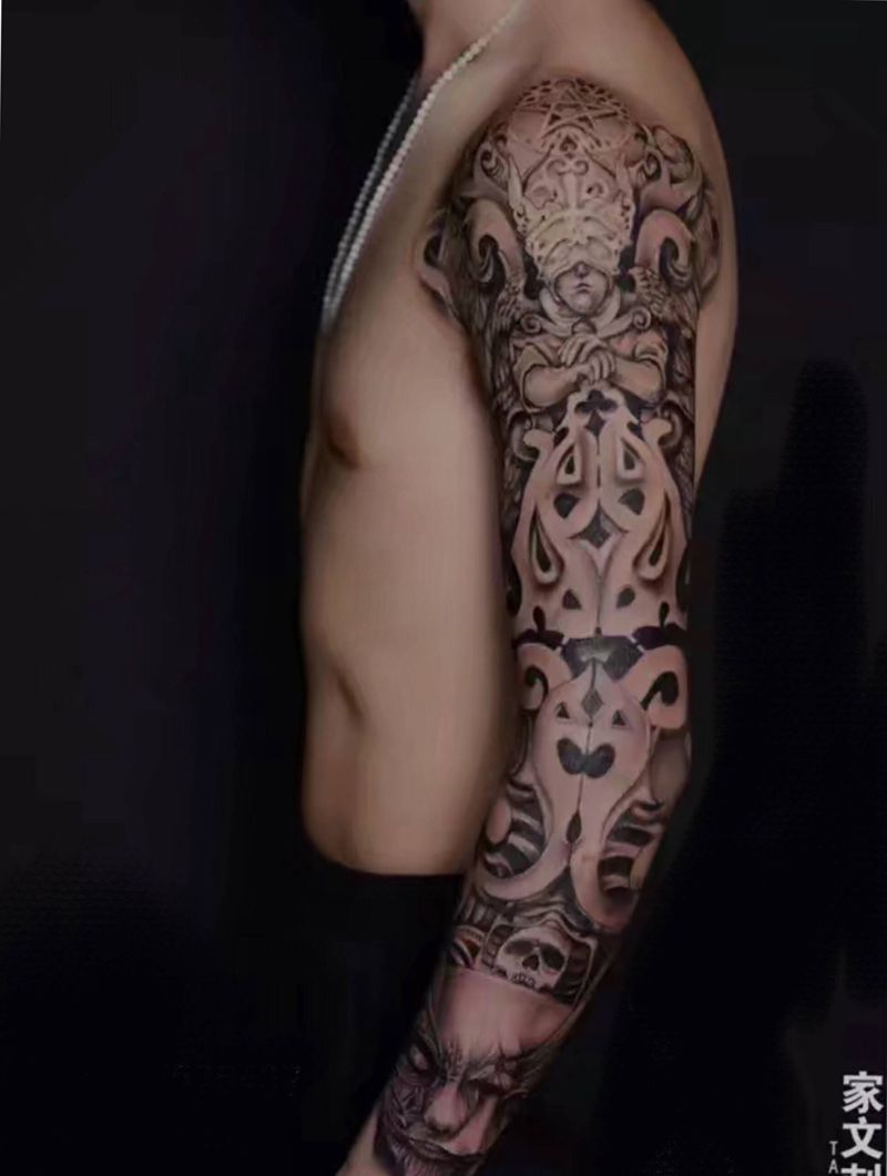 四年前作品纹身图片_手臂欧美写实纹身图案