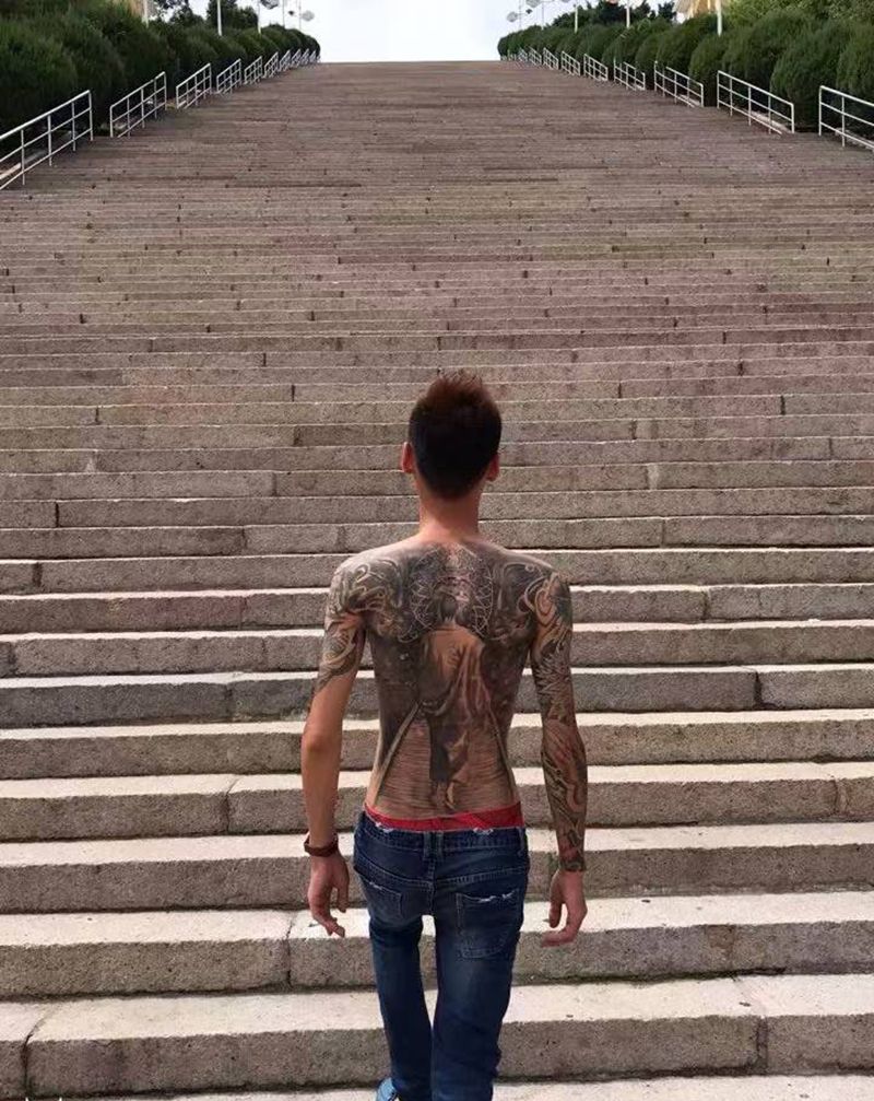买家秀纹身图片_背部纹身图案