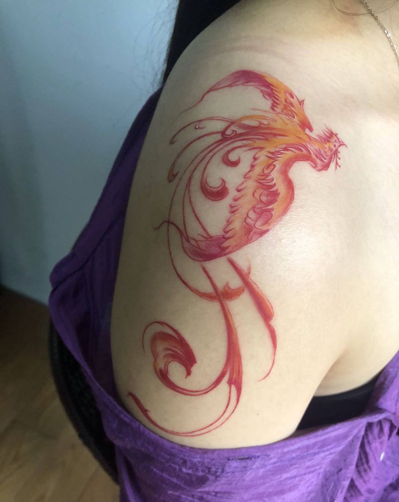凤凰纹身图片_背部臀部纹身图案