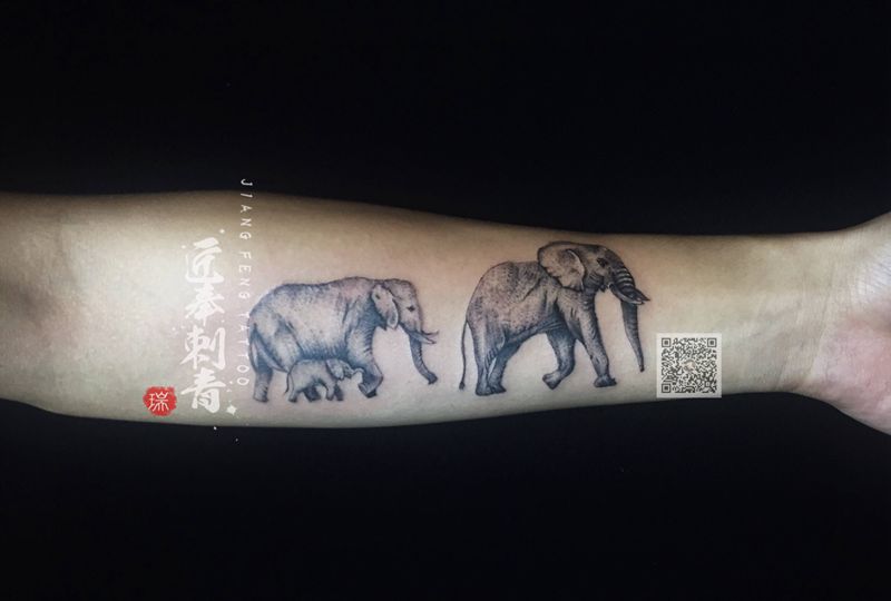 象纹身图片_手臂欧美写实纹身图案