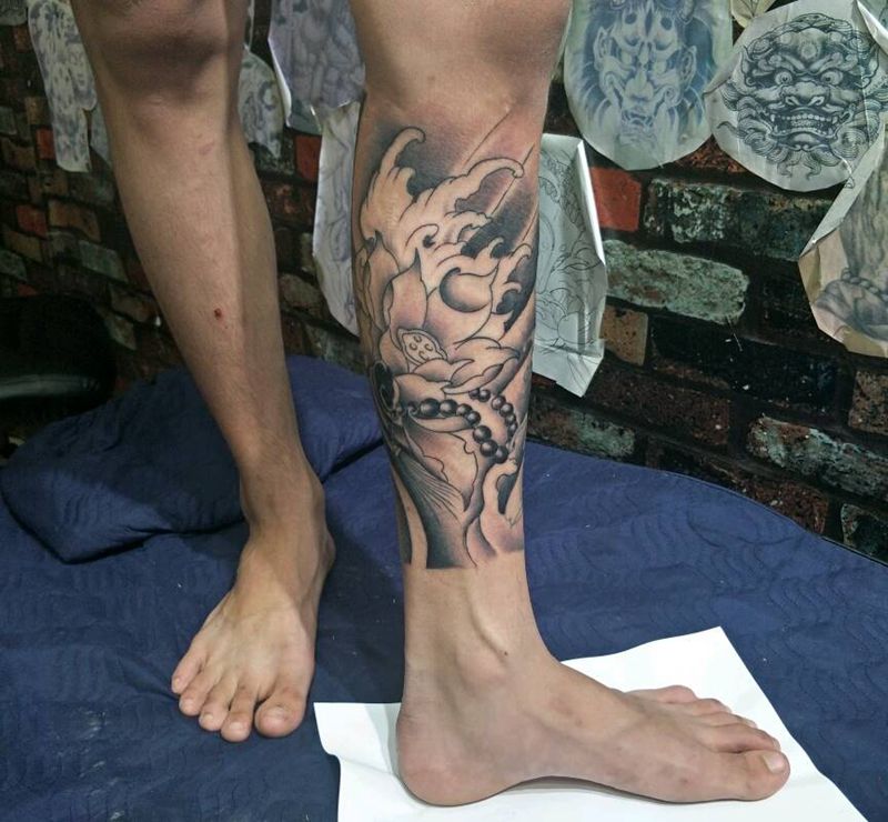 花纹身图片_脚部纹身图案