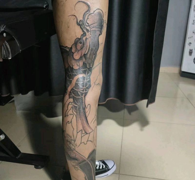 鲤鱼线条修改上色，未完成纹身图片_腿部新传统鲤鱼纹身图案