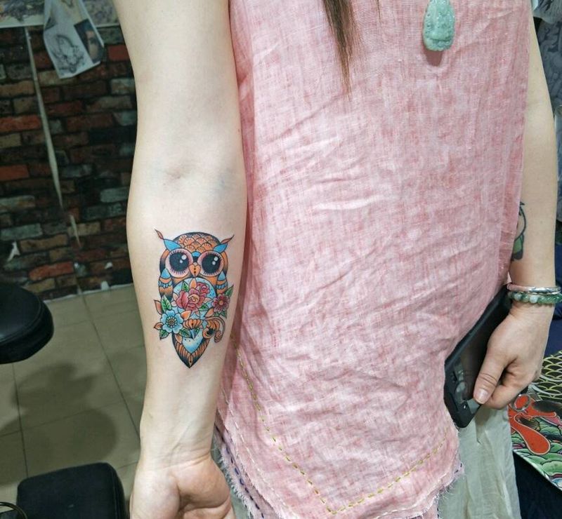 猫头鹰纹身图片_手臂手部纹身图案