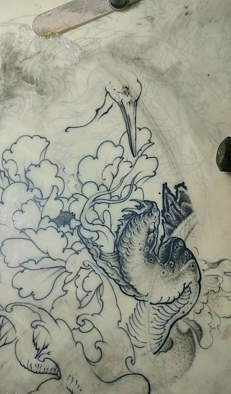 进修纹身图片_脚部背部新传统纹身图案