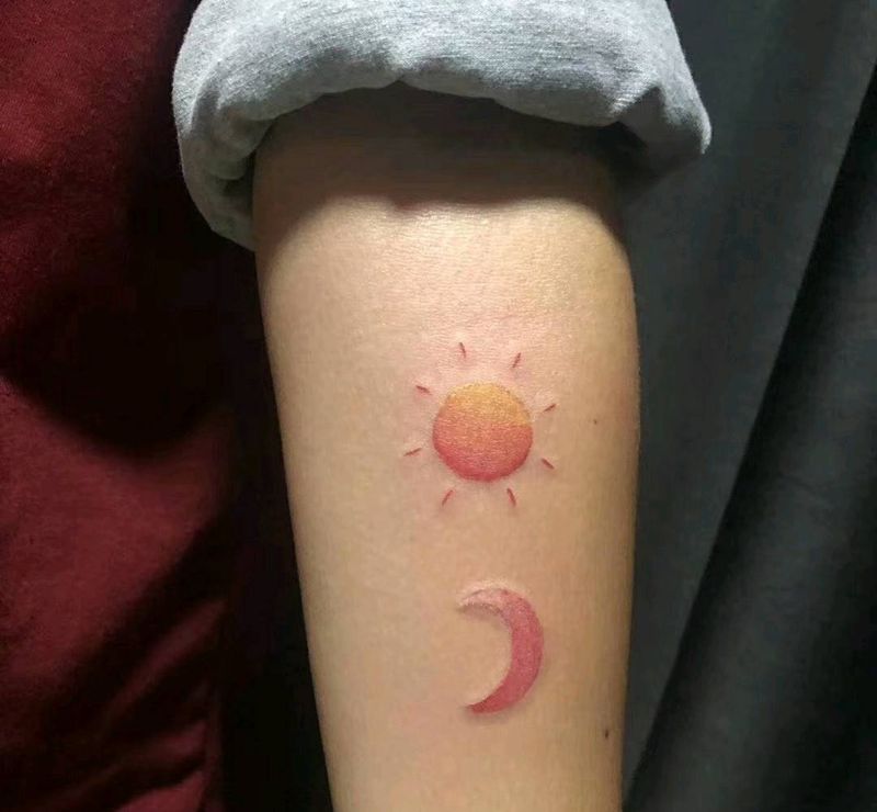 小清新纹身图片_手部New School水彩纹身图案