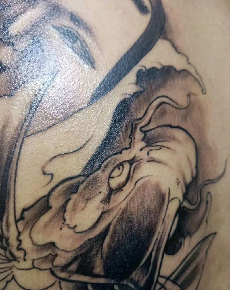 遮盖作品，未完成纹身图片_背部新传统纹身图案