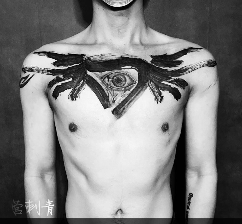 水墨风格上帝之眼纹身图片