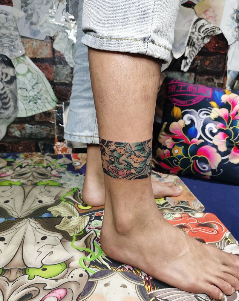 脚环纹身图片_脚部纹身图案